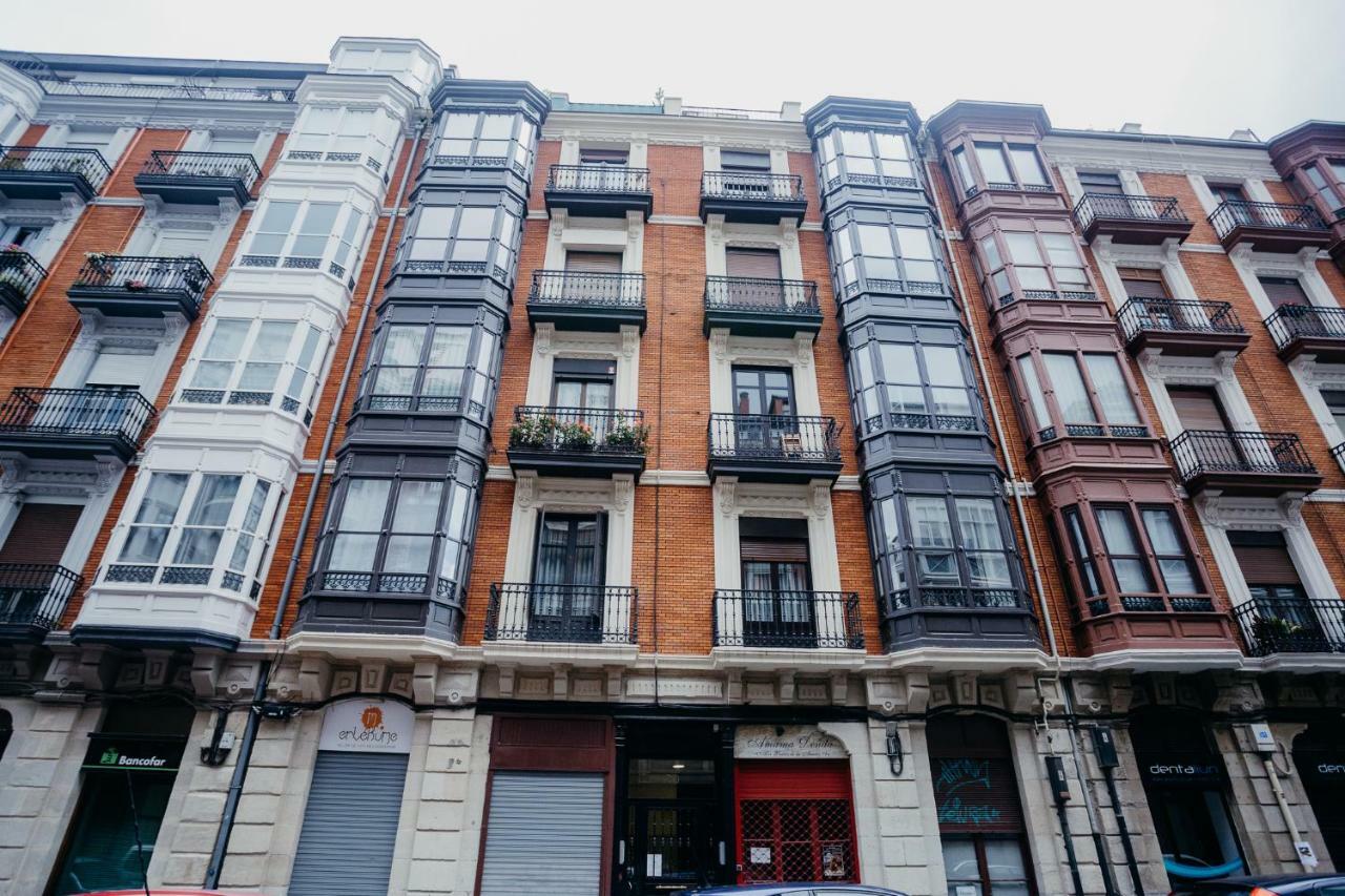 Ubicación excelente cerca del centro Azkuna Bilbau Exterior foto